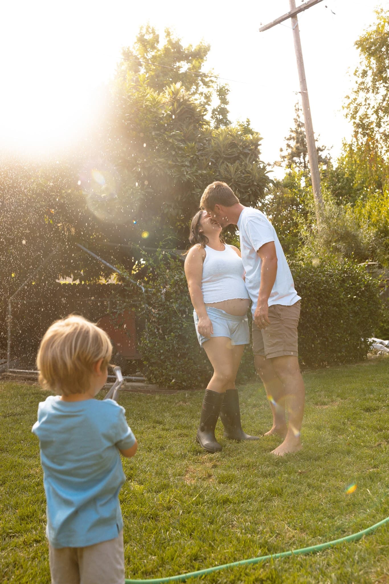 Backyard Maternity Session with the Becker Family